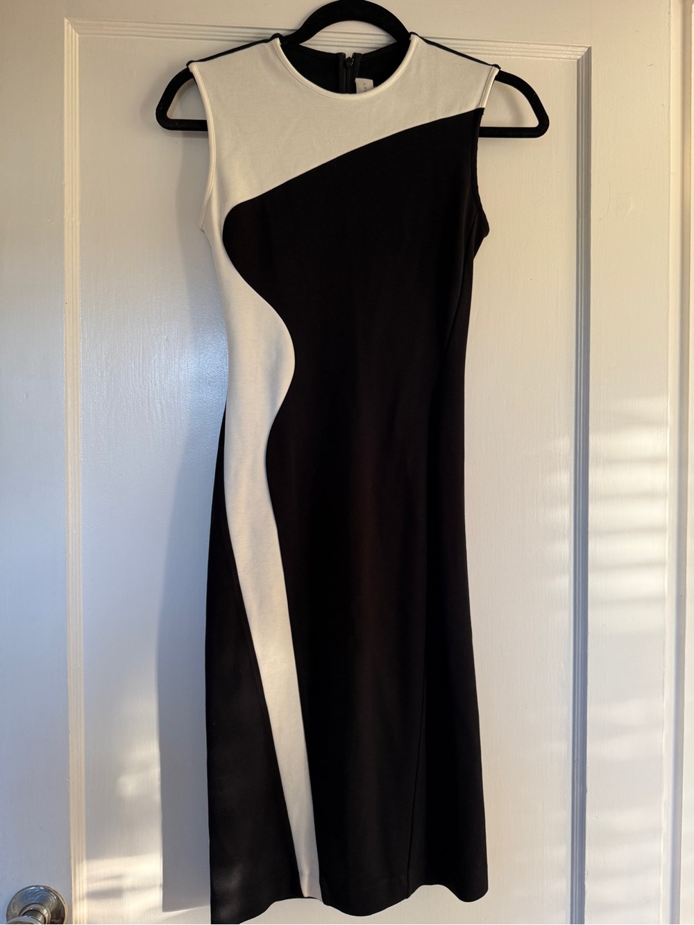 Stella McCartney sculpted Black and White Curved Sheath Dress Size 36